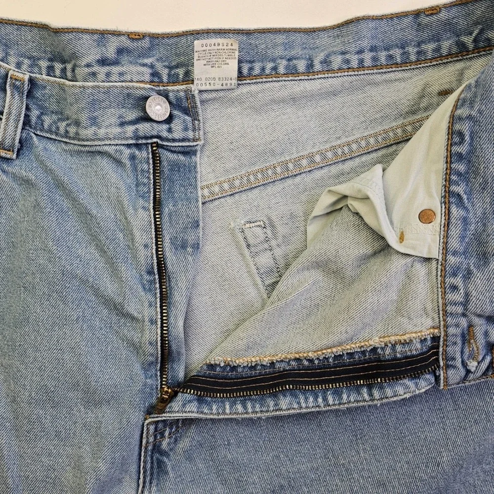 Levis 550 Relaxed Fit Jeans Mens 40x30 Light Wash Blue Denim Tapered 00550-4891